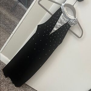 Elegant Black and Silver Women's Dance Costume